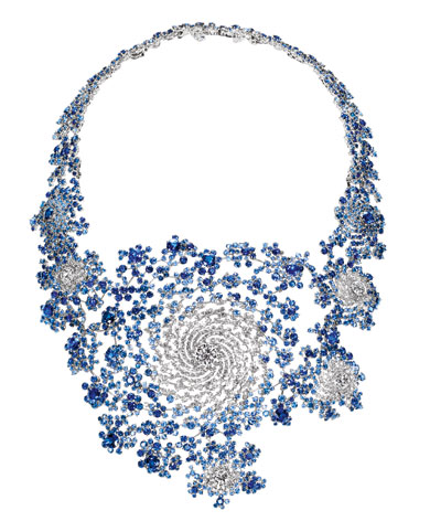 the most beautiful necklace i've ever seen